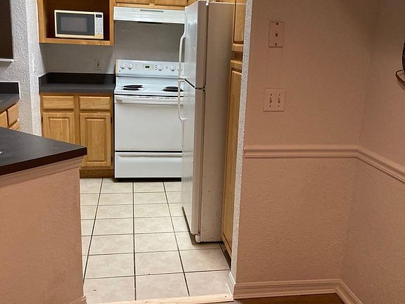 5th image of 3280 Soho St APT 205