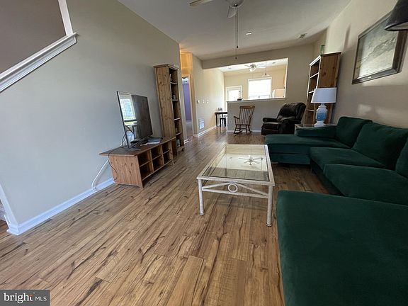 4th image of 30110 Plantation Dr Unit A1-4