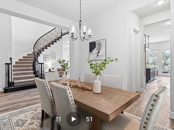 2nd image of 402 Sundance Way