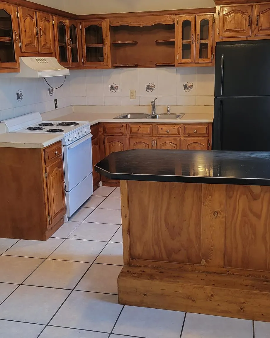 2 bed, 816 sqft, $1,000 — Photo 3