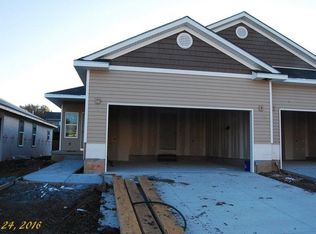5624 Barrington Park Dr, Lincoln, NE 68516