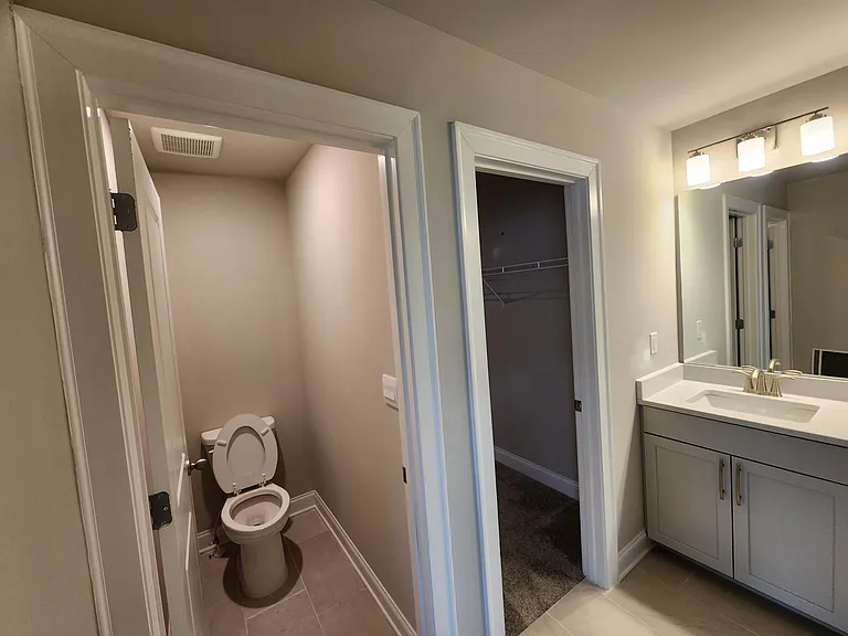 1054 Knoxboro Ln — Photo 20