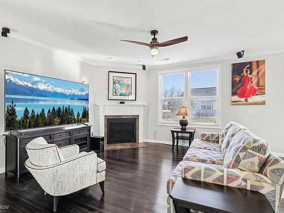 5th image of 7993 Parkcroft Dr