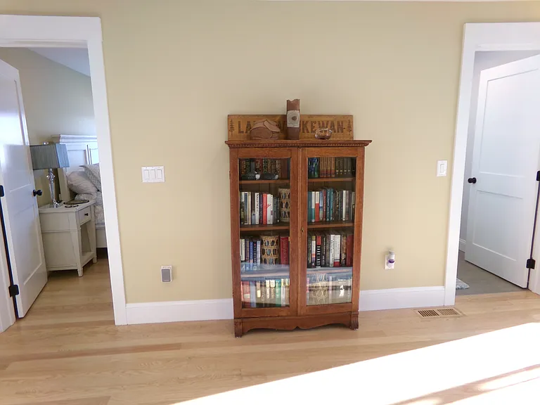 8 Water St #1 — Photo 16