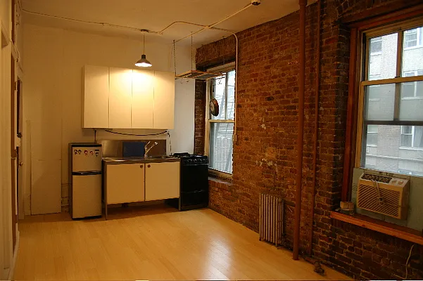 Rented by Performing Assets Corp | media 45