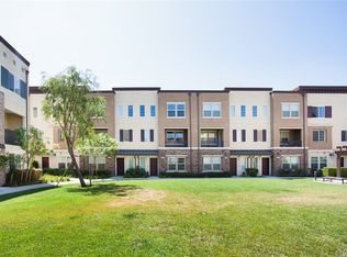 12 Larry Beard Dr, South El Monte, CA 91733