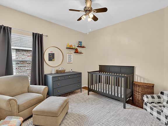 5th image of 808 Mexicali Way