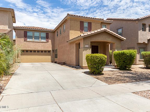 3rd image of 18538 W MARIPOSA Drive