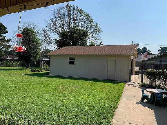 Side view of shed