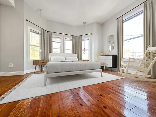 28 Arcadia St #3L Photo 1