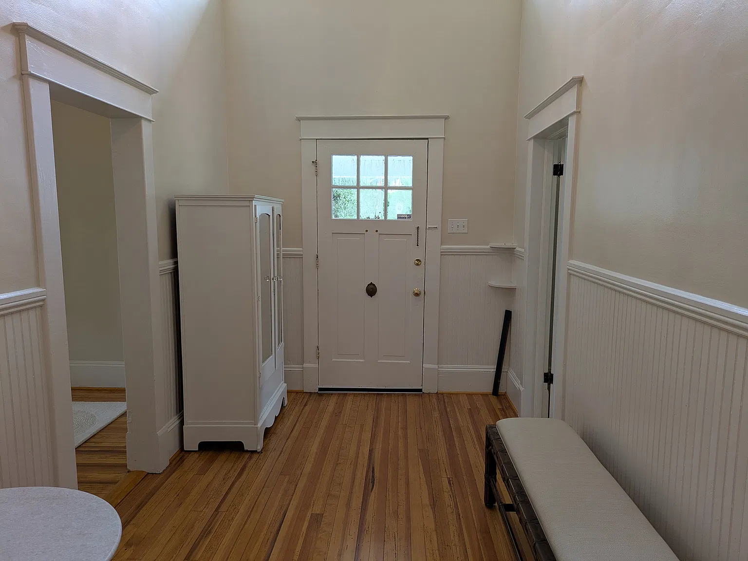 2 bed, 1.5 bath, 1157 sqft, $1,895 — Photo 4