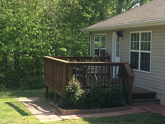 4th image of 1 Carrick Dr