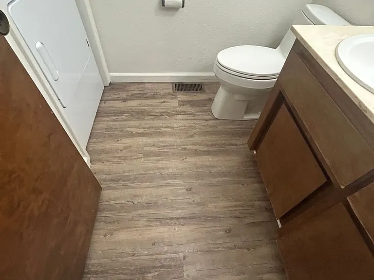 15487 Kingsbury Cir — Photo 9