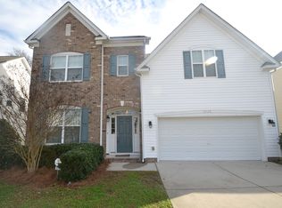 6328 Sparkling Brook Dr, Raleigh, NC 27616