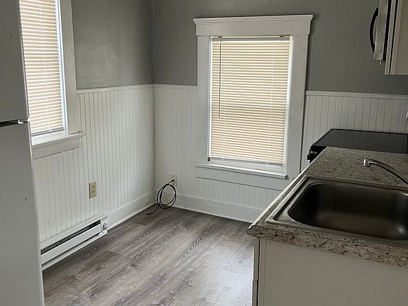 4th image of 1144 W 9th St Floor 2