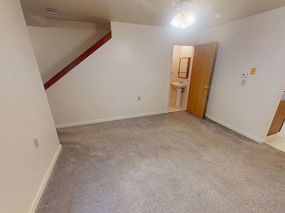 4th image of 1805 Lincoln Dr