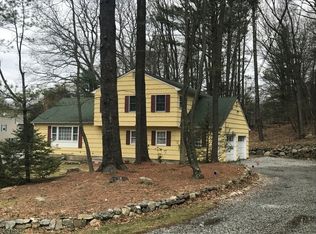 9 Sweetman Ln, West Milford, NJ