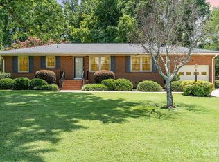 5124 Margaret Wallace Rd, Matthews, NC 28105