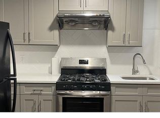 3 Young St FLOOR 1, Staten Island, NY 10304