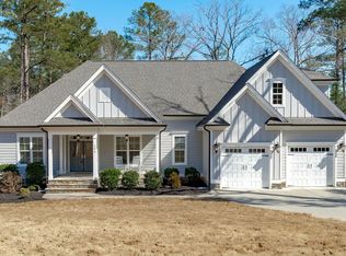 206 Streamside Dr, Sanford, NC 27330