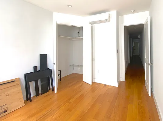 Rented by Compass | media 22