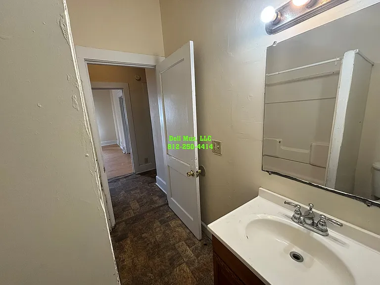 213 Taylor Ave — Photo 12