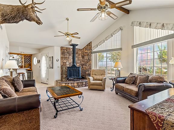 5th image of 640 W Bradley Bay Drive