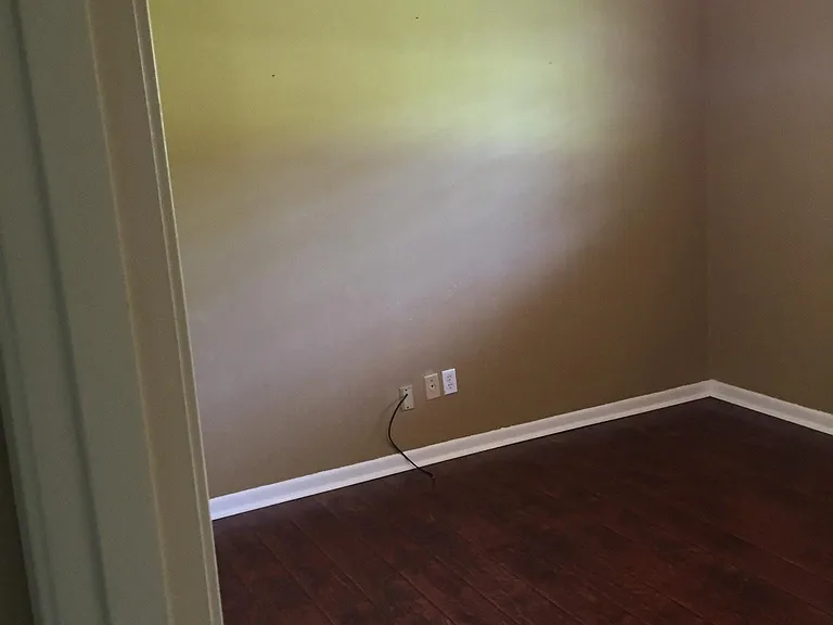 527 Highpoint Dr — Photo 15