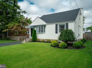 152 W Hillcrest Ave, Havertown, PA 19083