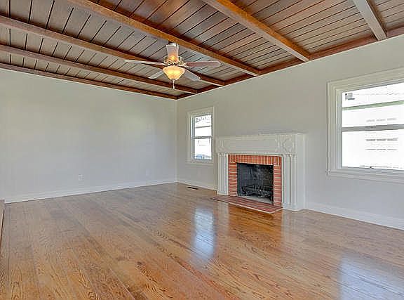 3rd image of 5824 North St