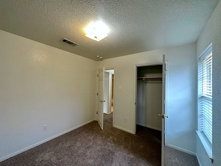 2208 Jay Dr — Photo 19