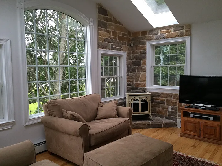 319 Aetna Dr — Photo 14