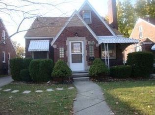 21127 Redmond Ave, Eastpointe, MI 48021