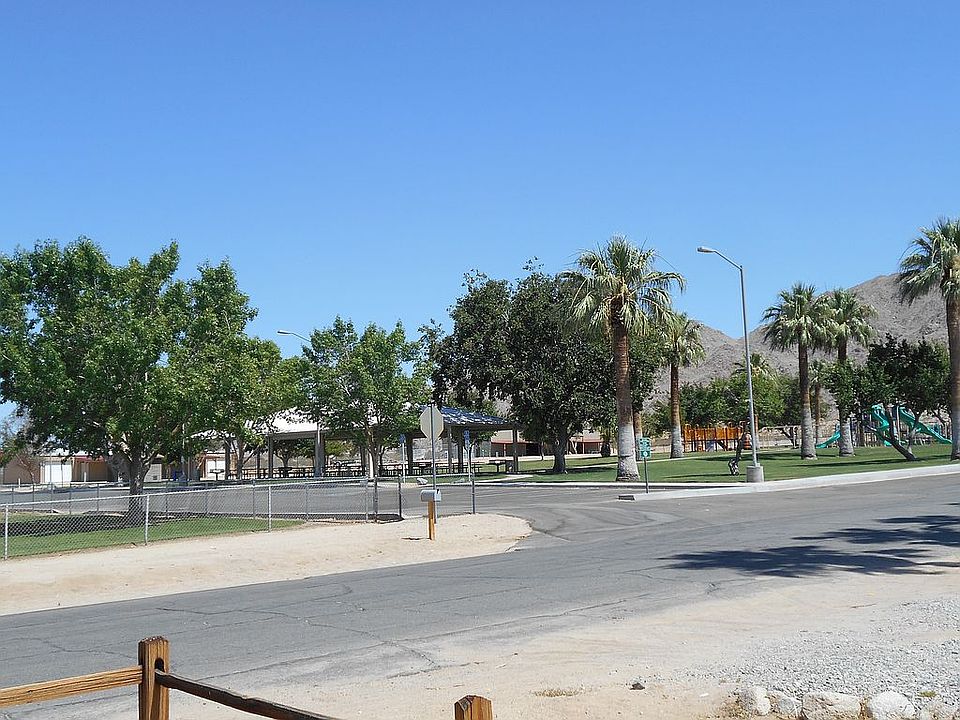 2nd image of 6838 El Sol Ave