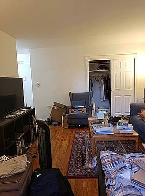 3rd image of 2728 Henry Hudson Pkwy #H4