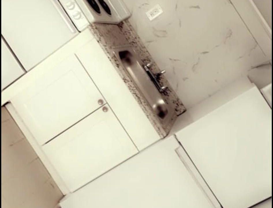 1st image of 16 Gavin St #2
