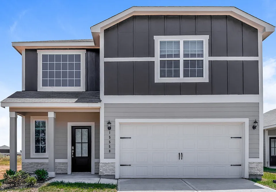 15558 Caramel Springs Dr