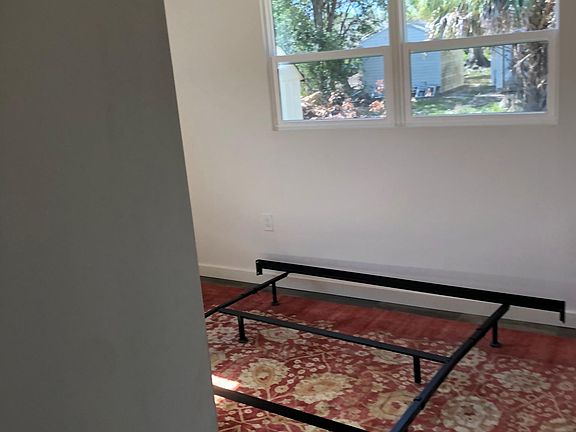 3rd image of 27699 Riverdale Ln