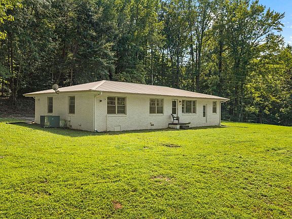 3rd image of 101 County Road 596