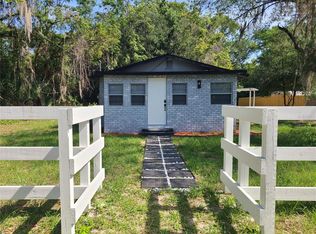 2230 Harlem Ave, Eustis, FL 32726