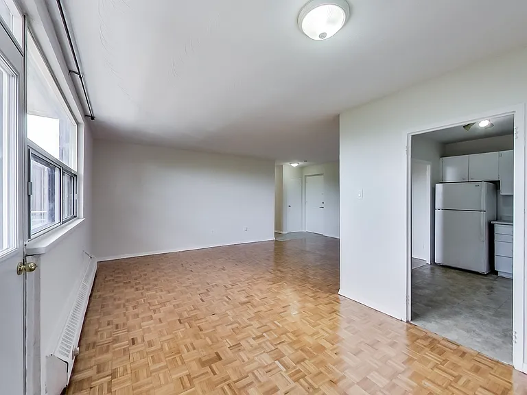 32 Clayland Dr — Photo 17