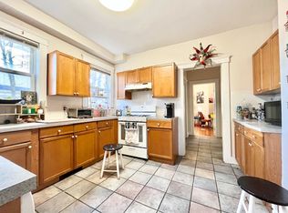 140 Brooks St, Brighton, MA 02135