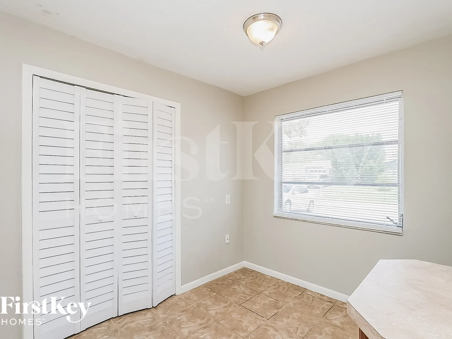 3 bed, 2.0 bath, 1456 sqft, $2,325 — Photo 4