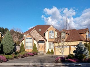 1071 E 18th St, La Center, WA 98629