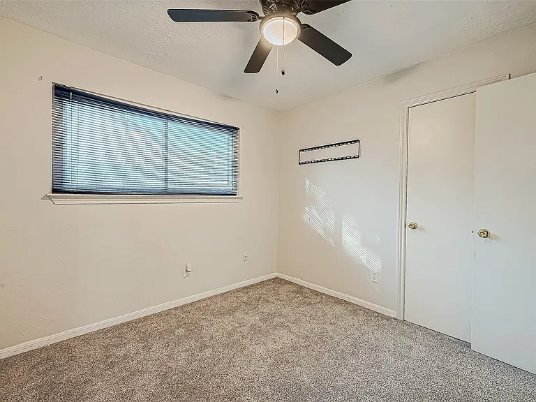 610 Bienville Ln — Photo 17