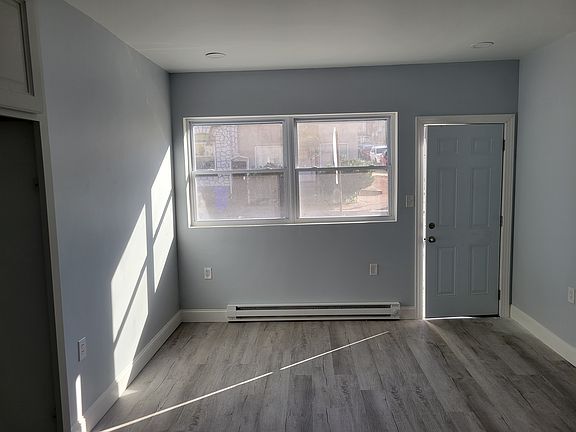 3rd image of 1401 Cotton St #1