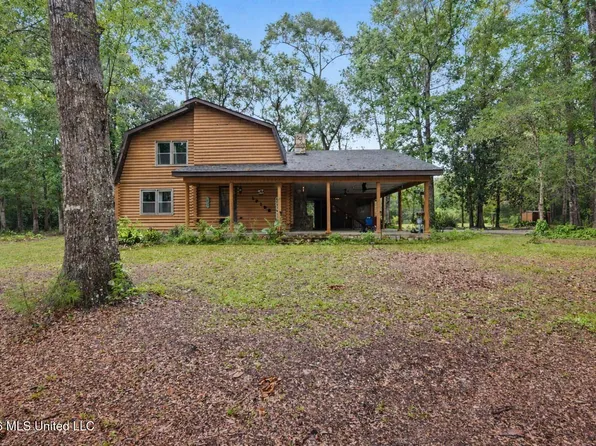 13196 Riverland Dr, Biloxi, MS 39532