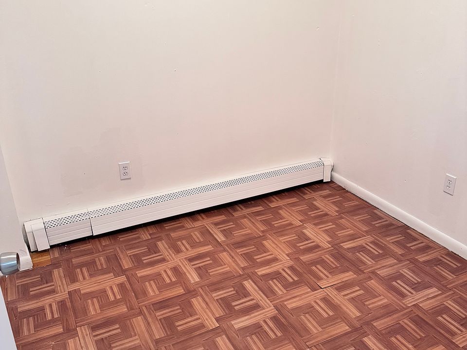 2nd image of 393 9th St Unit 1