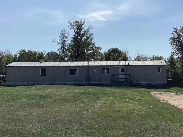 2235 Badger Rd, Beaverton, MI 48612