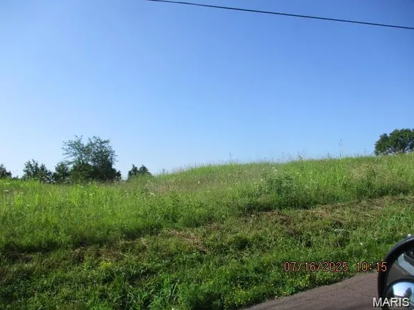 7048 Koko Beach Rd, Union, MO 63084